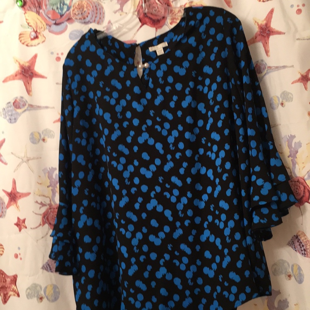 Black blouse with blue dots, pearl accents